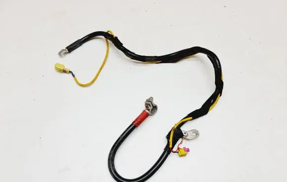Audi A6 S6 C6 4F Positive cable (battery)