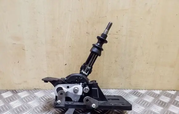 Subaru Outback Gear shifter/selector