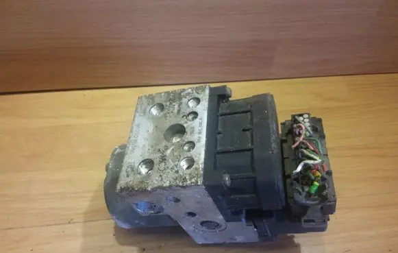 Peugeot 406 ABS Pump 9625275080 0265216458