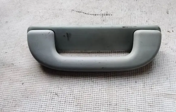 Mercedes-Benz Vito Viano W639 Front interior roof grab handle A6398150036 P0102479