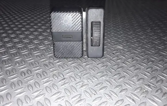 Volkswagen Transporter - Caravelle T4 Light switch 24786624