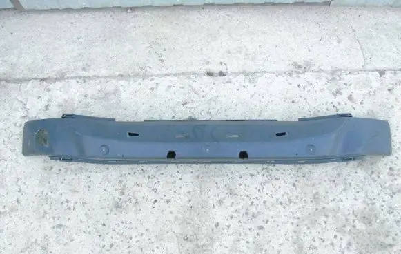 Volvo V70 Fender mounting bracket 31214883