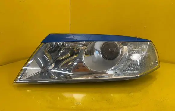 Volvo V40 Headlight/headlamp 1Z1941017D