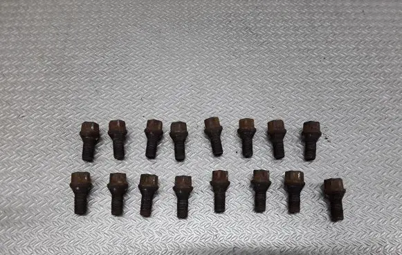 Toyota Aygo AB10 Nuts/bolts 