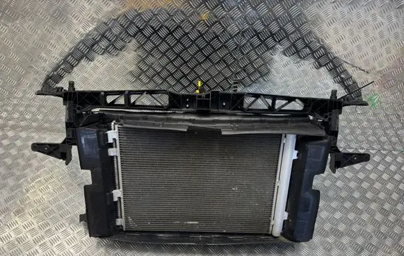 Mercedes-Benz A W177 Front bodywork piece 