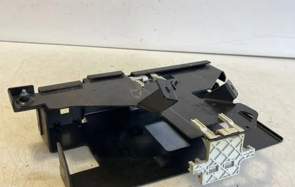 Audi Q2 - Other engine bay part 5Q0906214K