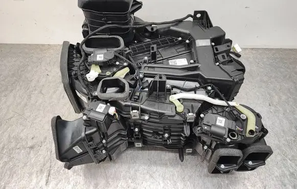 Tesla Model 3 Interior heater climate box assembly 149471400F CG720274000727