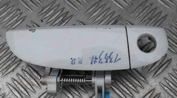 Hyundai i10 Front door exterior handle 82660