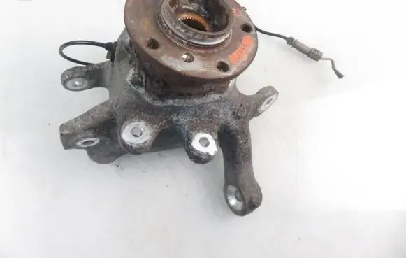BMW 5 F10 F11 Stub axle 6793770