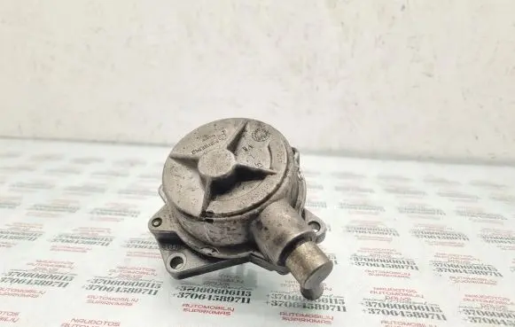 Audi A4 S4 B5 8D Vacuum pump 059145100B