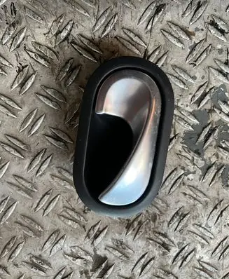 Renault Scenic II - Grand scenic II Rear door interior handle 8200028486 5005500006