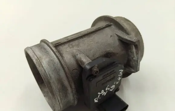 Audi A4 S4 B6 8E 8H Mass air flow meter 059906461D AFH7025C