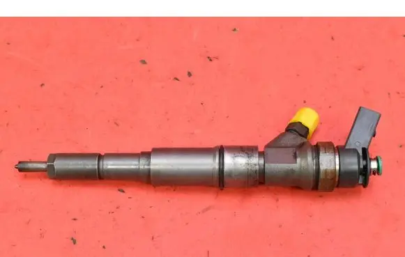 BMW 1 E81 E87 Fuel injector 0445110209