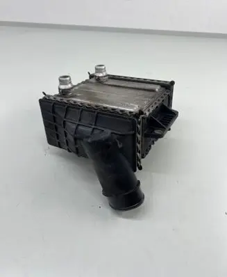 Mercedes-Benz C W205 Intercooler radiator A6510900314