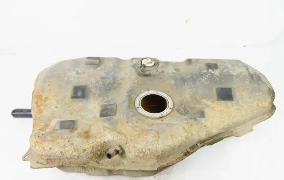 Toyota Corolla E120 E130 Fuel tank 