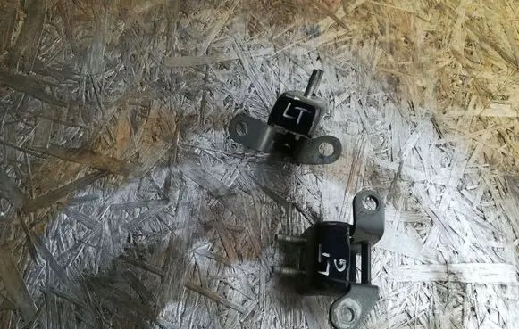 Honda Jazz Rear door hinge set 