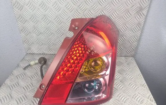 Suzuki Swift I Rear/tail lights