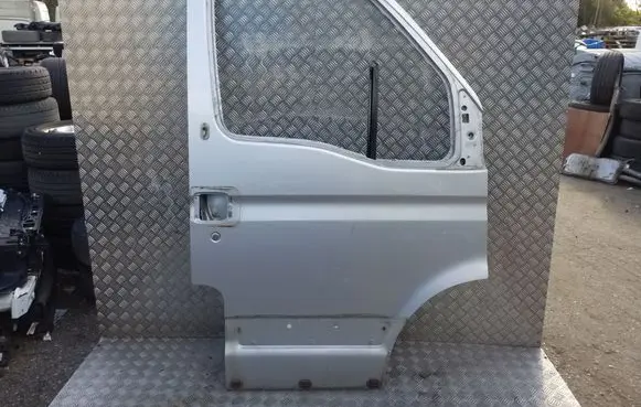Door (2 Door Coupe)