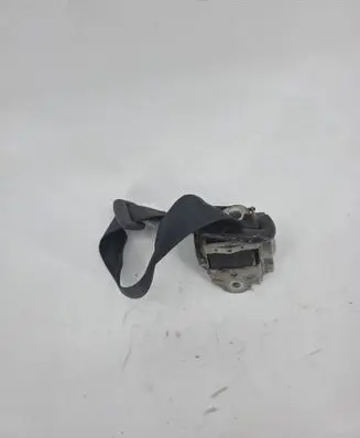 Toyota Yaris Rear seatbelt 0428123 04281221