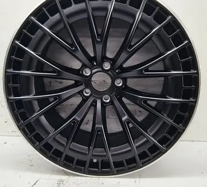 R20 alloy rim
