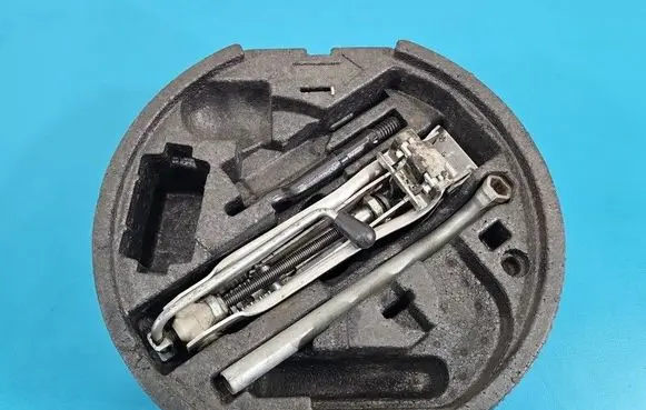 Skoda Octavia Mk2 (1Z) Lift Jack 1Z0012115 IMPRK1526805