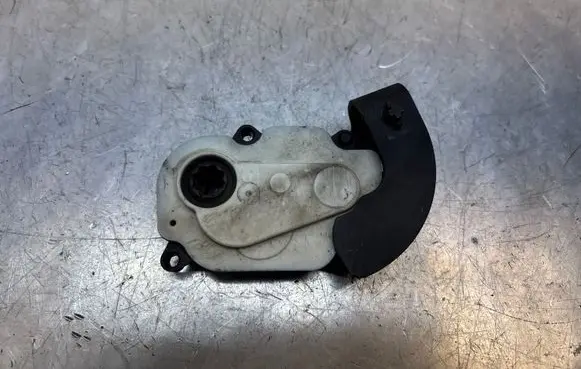Volvo V60 Air flap motor/actuator 6466R420