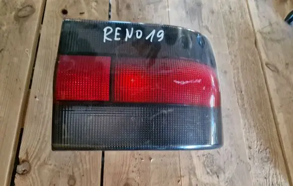 Renault 19 Rear/tail lights