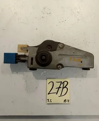 Peugeot 406 Rear window wiper motor 9625345780