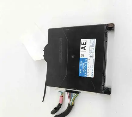 Lexus CT 200H Central body control module 2380002772 8922176020