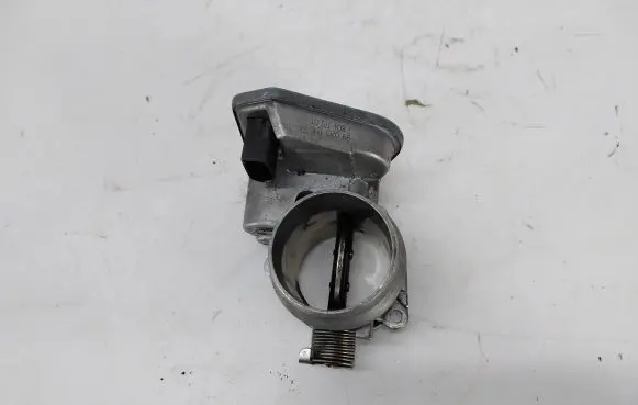 BMW 1 E81 E87 Throttle valve 780437301