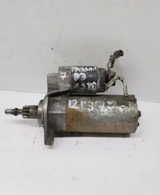 Volkswagen PASSAT B3 Starter motor 02A911023G