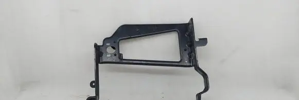 Audi Q8 Radiator support slam panel bracket 4M0121261T