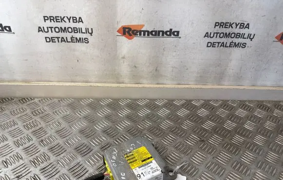 Toyota Corolla Verso AR10 Airbag control unit/module 891700F031