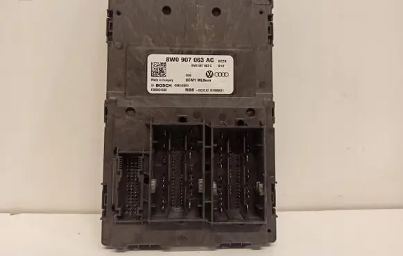 Audi A4 S4 B9 Comfort/convenience module 8W0907063AC