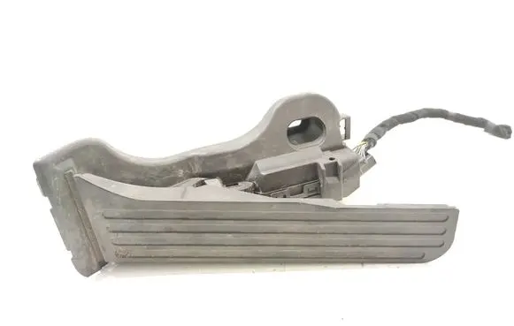 Volkswagen Jetta V Accelerator throttle pedal 1K1723503L