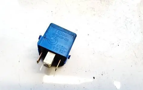 BMW 3 E46 Other relay 61366915327 v23134-k59-x313