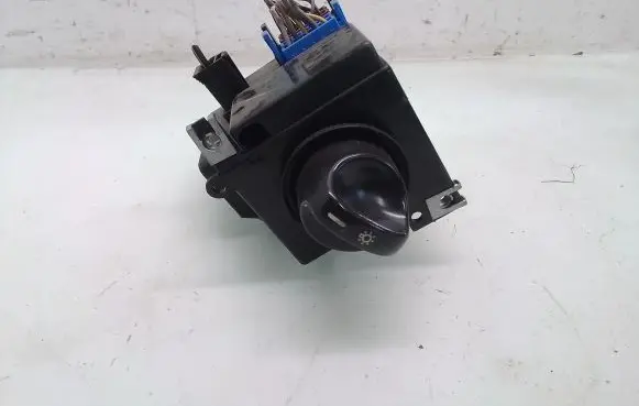 Mercedes-Benz A W168 Light switch 1685450104