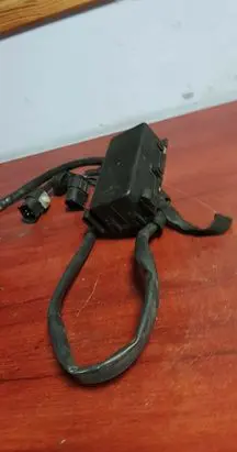 BMW 5 E39 Coolant fan relay 6921354
