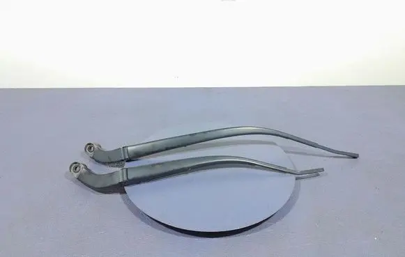 Mazda 3 III Front wiper blade arm