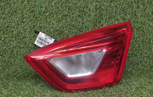 Chevrolet Cruze II Tailgate rear/tail lights 84075815