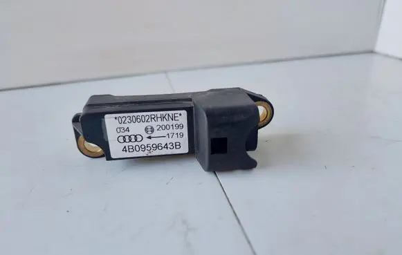 Audi A6 S6 C6 4F Airbag deployment crash/impact sensor 4B0959643B