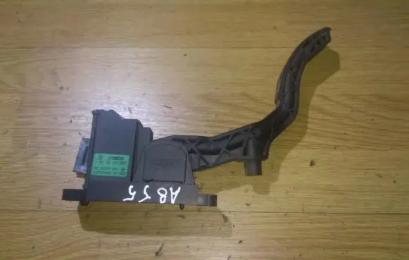 Seat Ibiza III (6L) Accelerator throttle pedal 0280752219