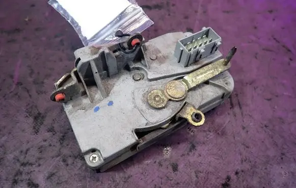 Fiat Scudo Front door lock 