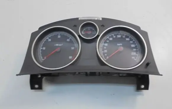 Speedometer (instrument cluster)