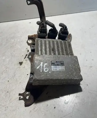 Toyota Auris 150 Fuel injection control unit/module 8987120070 1310001371