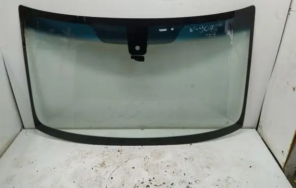 Mercedes-Benz Sprinter W907 W910 Front windscreen/windshield window MERW907Szy8409