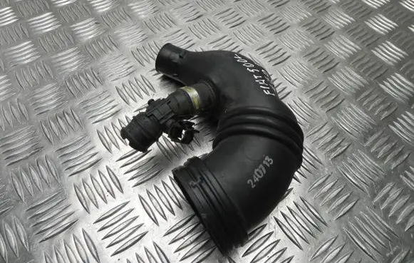 Fiat 500L Air intake hose/pipe 51897510 VD11233