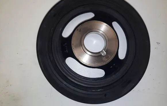 Citroen C4 II Picasso Crankshaft pulley 9654961080 E110124A