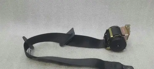 Mercedes-Benz E W211 Rear seatbelt A2118602385