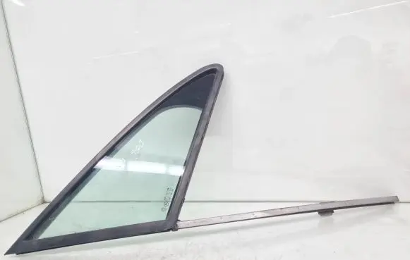 Peugeot 407 Front door vent window glass four-door 96540937 AS2